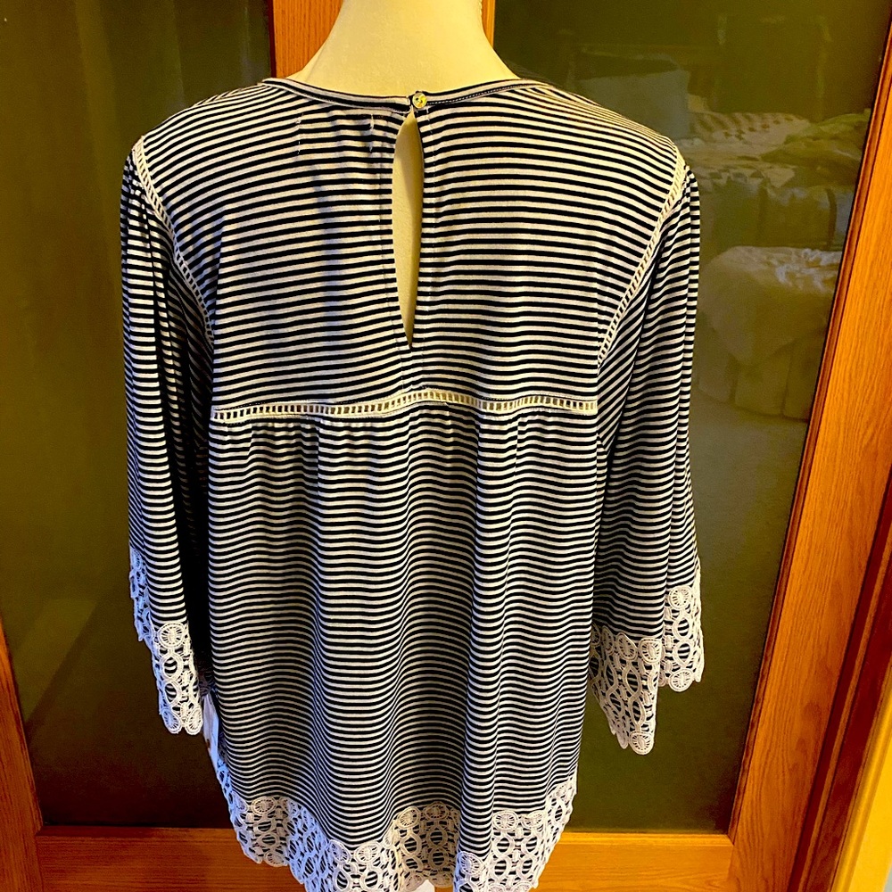 Womens Navy and white top. New with tags.